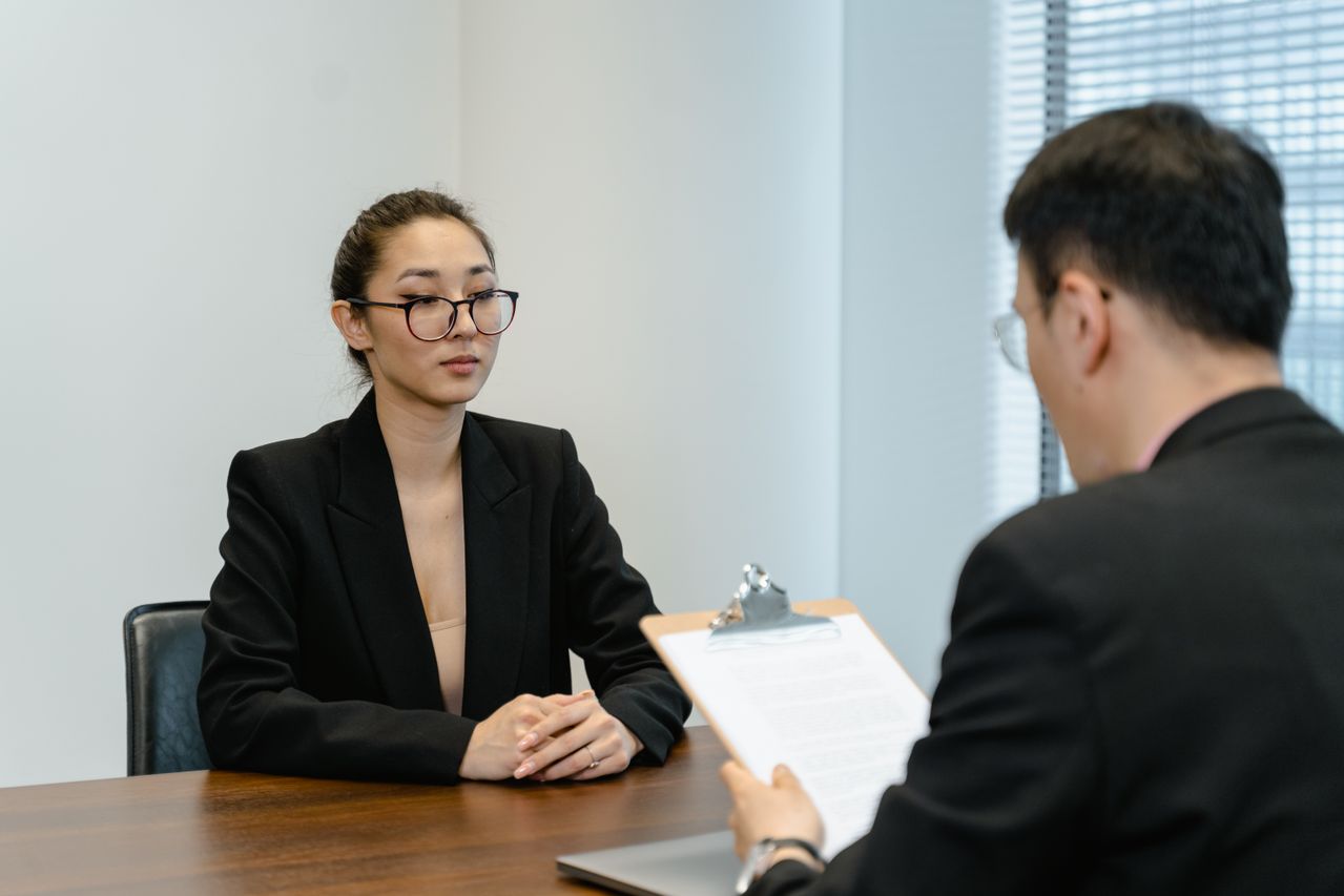 Top Interview Questions and Best Answers for Fresh Graduates (Complete Guide for 2026)